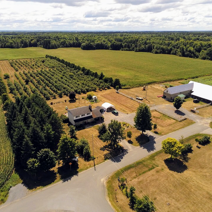 Ferme lArtisan Farm | Concession Rd 14, Fournier, ON K0B 1G0, Canada | Phone: (613) 323-2073