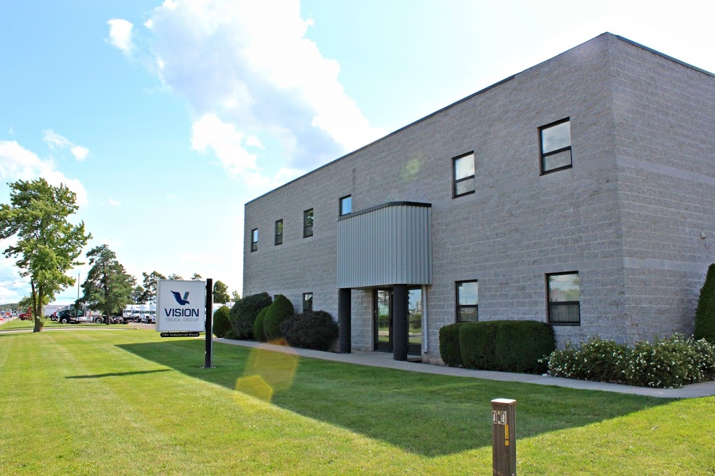 Vision Truck Group Body Shop | 750 Industrial Rd, Cambridge, ON N3H 4W1, Canada | Phone: (519) 653-2886
