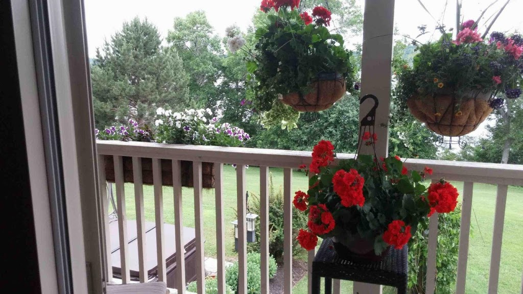 Belleisle Bay Bed & Breakfast & In-HomeCatering | Log Cabin Ln, Kiersteadville, NB E5T 3P6, Canada | Phone: (506) 485-2359