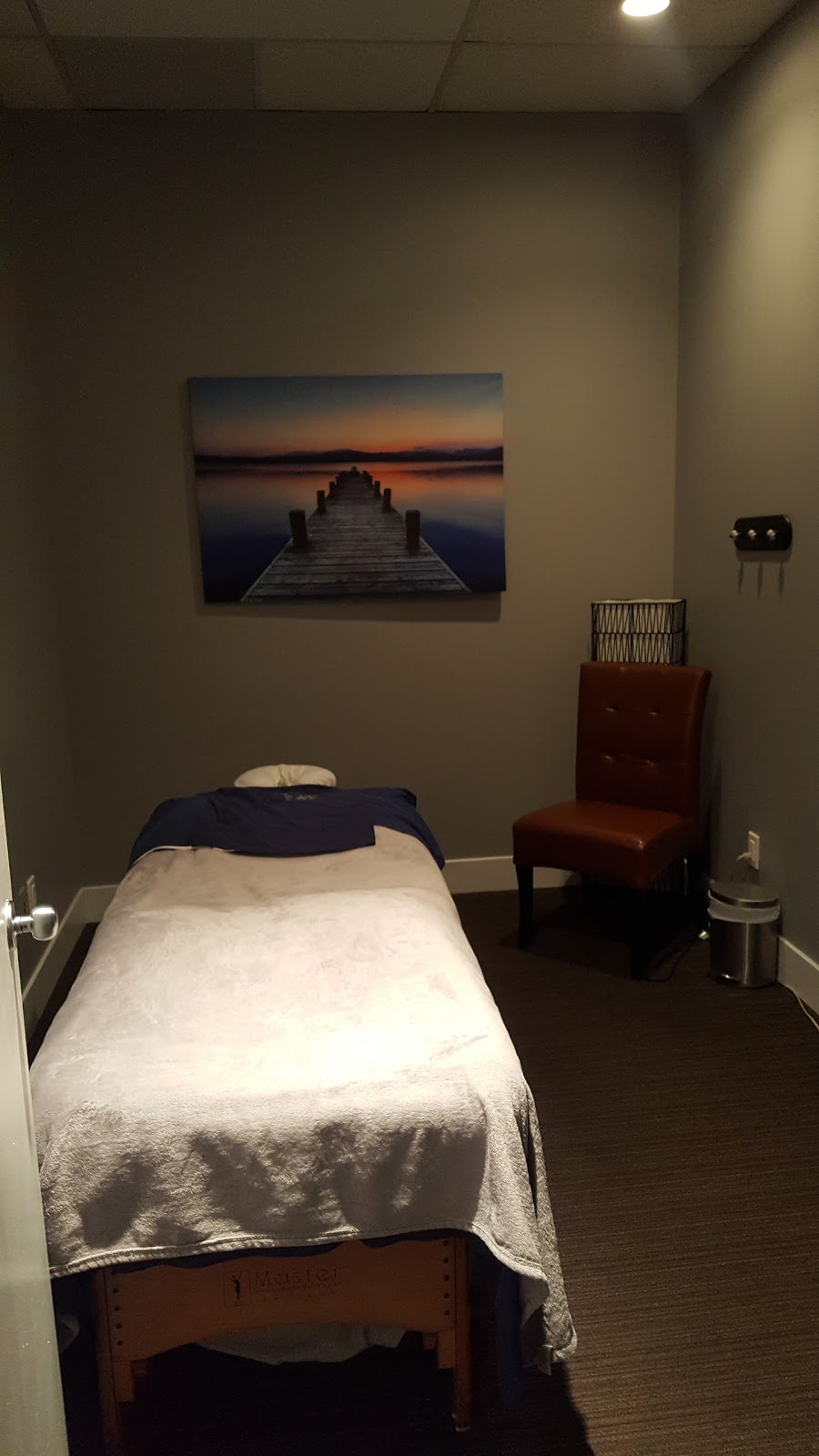 Dr. Bruce Symons | 47 Sunmills Dr SE, Calgary, AB T2X 2G6, Canada | Phone: (403) 873-2077