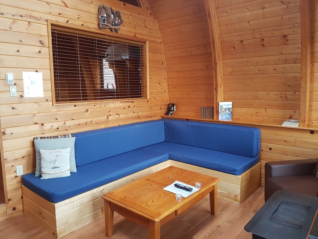 Oyster Bay Resorts | 4357 S Island Hwy, Campbell River, BC V9H 1N4, Canada | Phone: (250) 923-7413