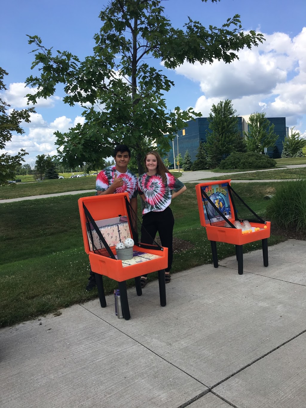 Cleo the Clown & Her Painting Pals | 20 Pinetree Dr, Guelph, ON N1K 1N9, Canada | Phone: (519) 835-7753
