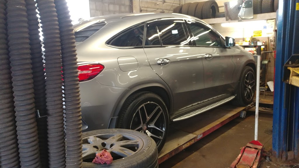 Hewitt International Auto Inc | 690 Englewood Ave, Buffalo, NY 14223, USA | Phone: (716) 836-9263