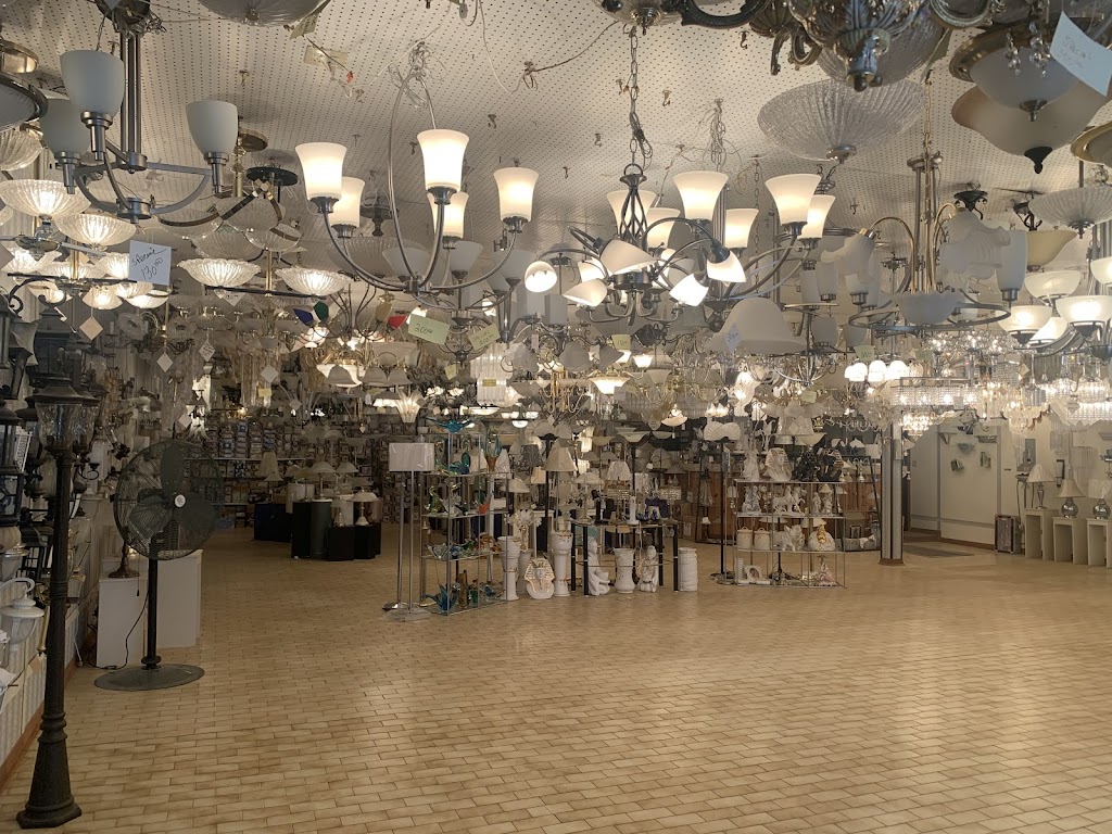 Daniel Luminaire Inc | 9999 Av. de Paris, Montréal-Nord, QC H1H 4J8, Canada | Phone: (514) 325-0626