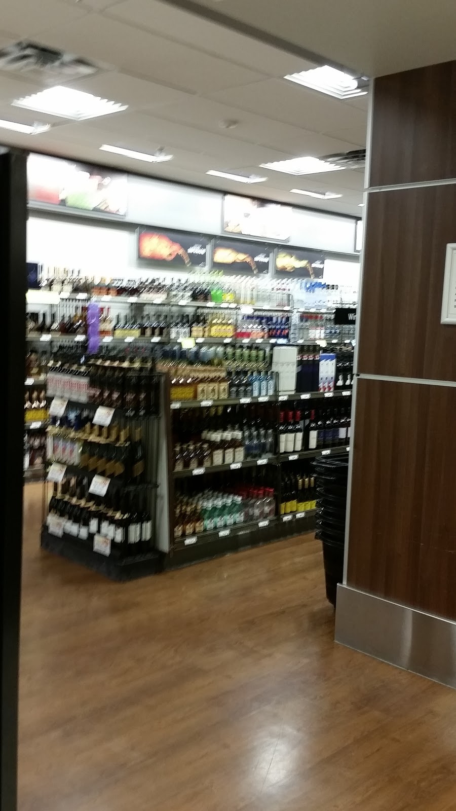 Gateway Liquor Mart Express | 1035 Gateway Rd, Winnipeg, MB R2K 4C1, Canada | Phone: (204) 987-4073