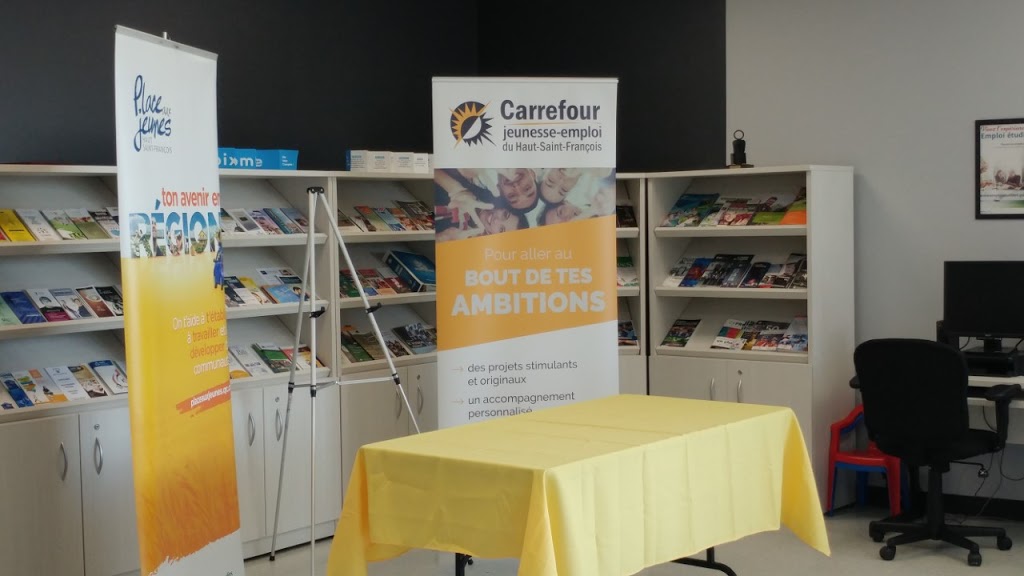 Carrefour Jeunesse Emploi du Haut St-François | 150 Rue Angus S #1A, East Angus, QC J0B 1R0, Canada | Phone: (819) 832-1513