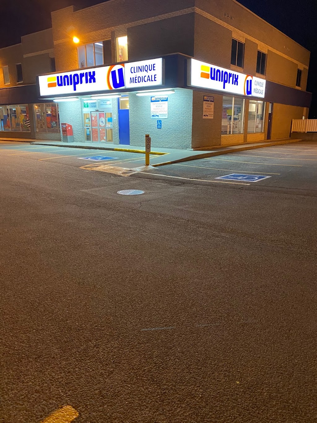 Lignes de Stationnement - Entretien et Traçage 2006 Inc | 280 Rue Dollard, Magog, QC J1X 2M6, Canada | Phone: (819) 446-7705