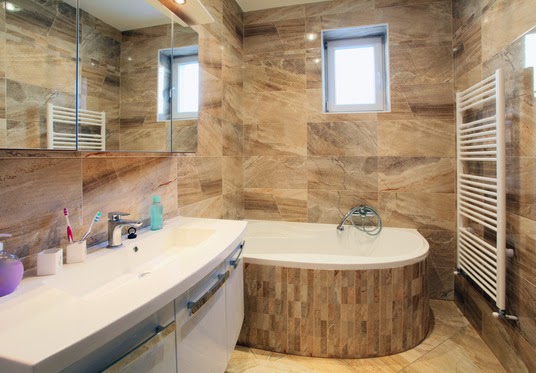 Bathroom Renovations Winnipeg | 55 Smithurst St, Winnipeg, MB R2R 0Y7, Canada | Phone: (204) 318-6648