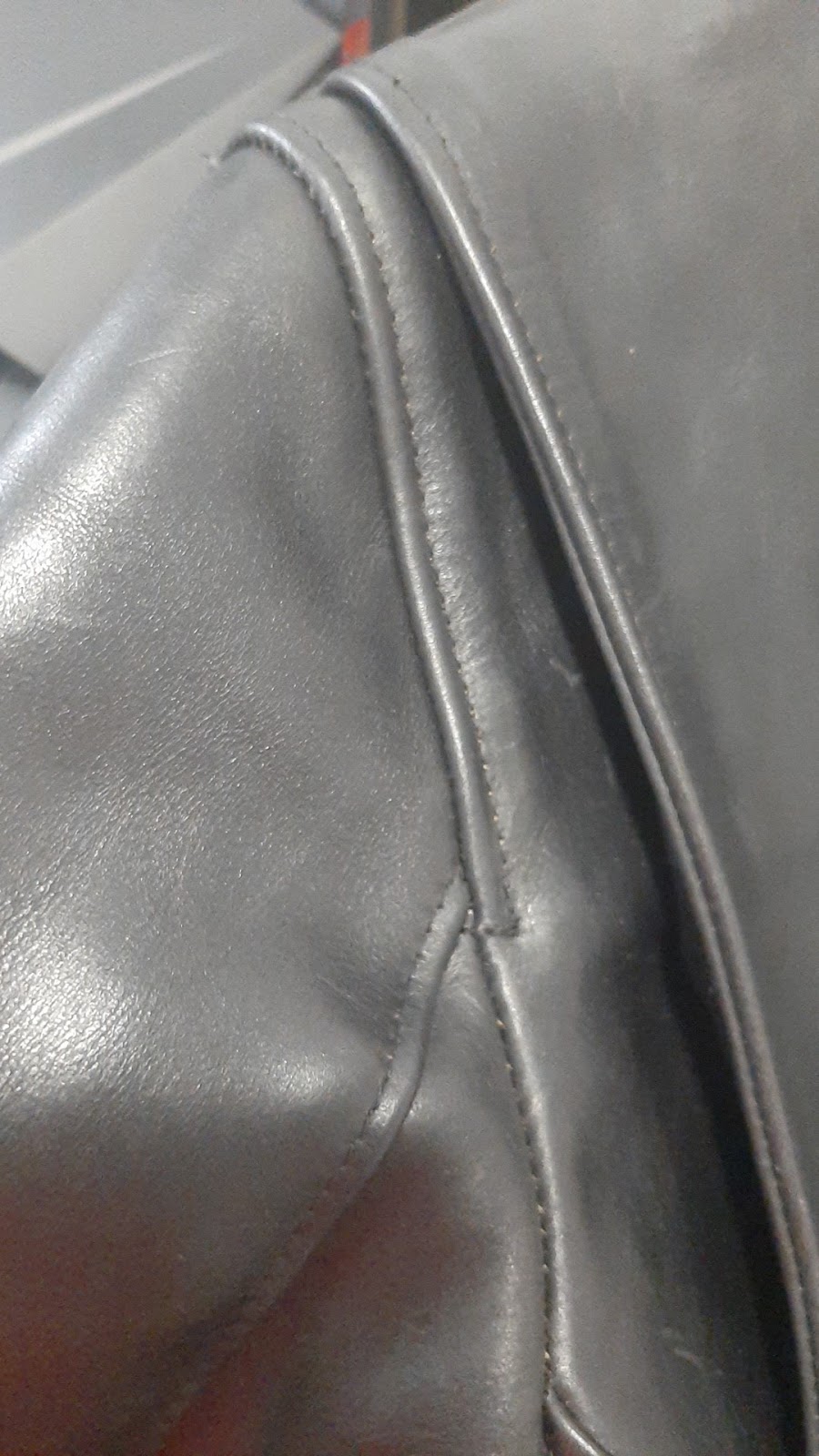 Leather Master | 1785 Ness Ave, Winnipeg, MB R3J 0M3, Canada | Phone: (204) 885-6435
