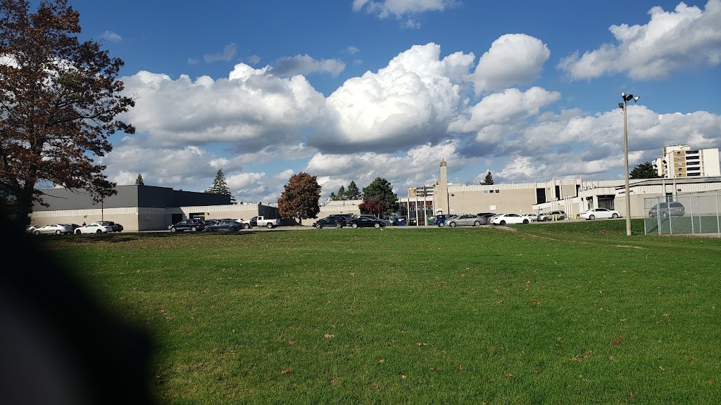 Sir Allan MacNab Secondary School | 145 Magnolia Dr, Hamilton, ON L9C 5P4, Canada | Phone: (905) 383-3337