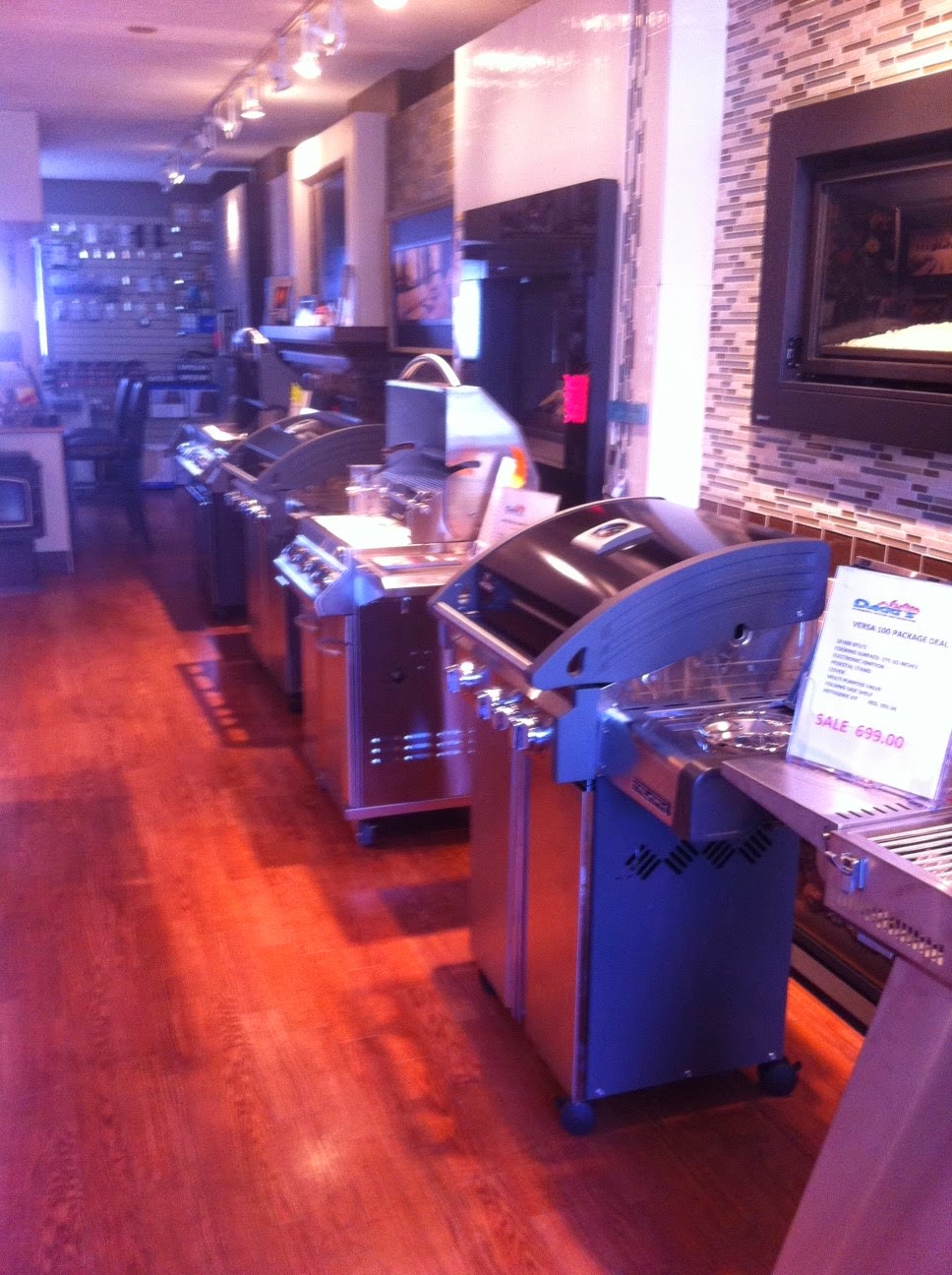 Daggs Fireplace & BBQ Shoppe | 33496 South Fraser Way, Abbotsford, BC V2S 2B5, Canada | Phone: (604) 746-3473
