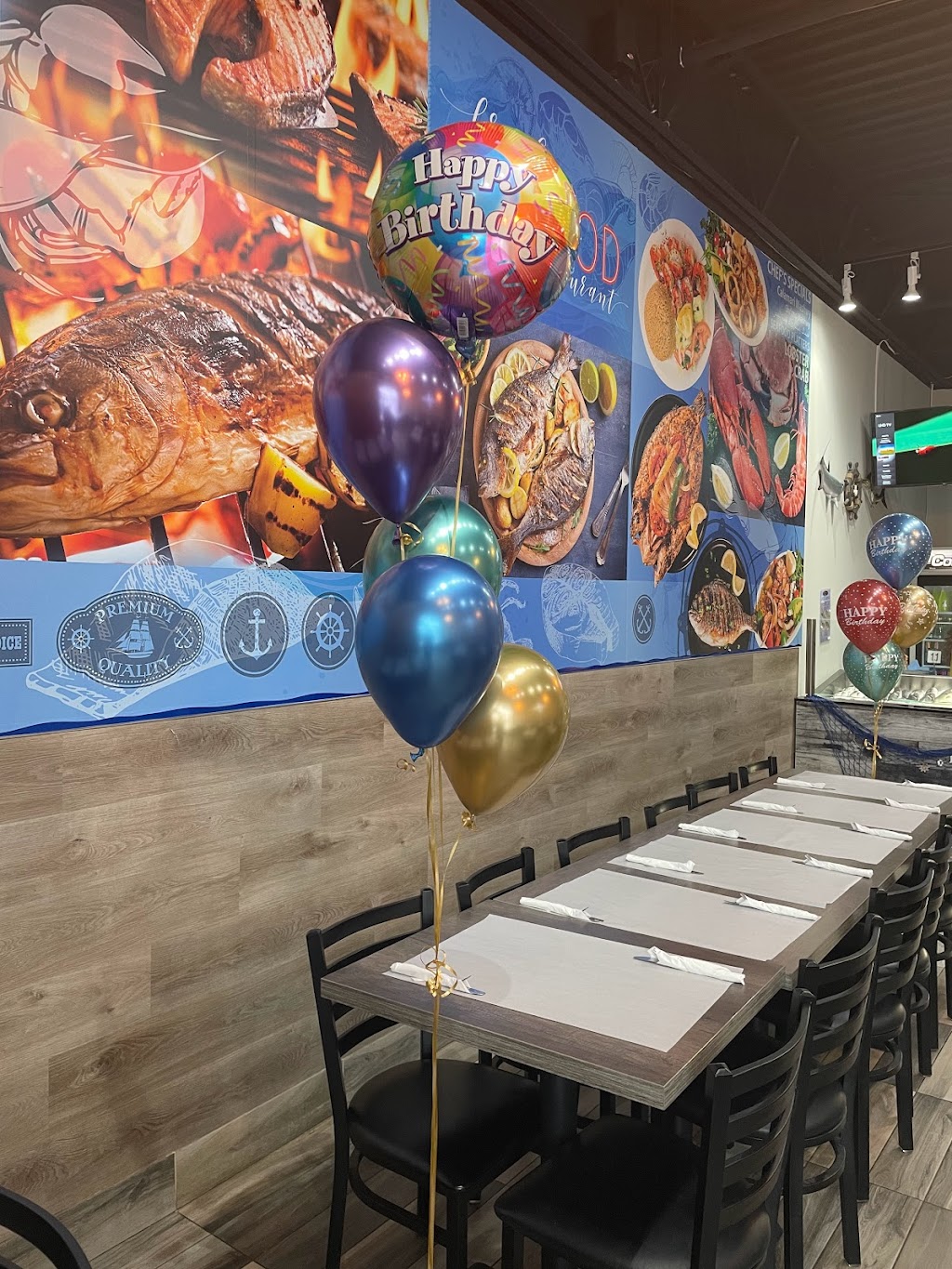 Mermaid Fish & Grill House | 4700 Ridgeway Dr #72, Mississauga, ON L5M 2R9, Canada | Phone: (905) 569-8200
