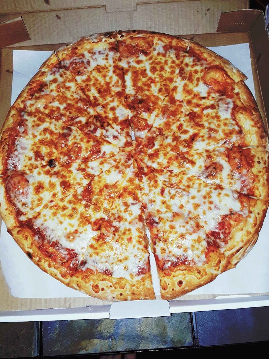 Flying Pizza | 1192 Jefferson Ave, Winnipeg, MB R2P 0C7, Canada | Phone: (204) 505-1270