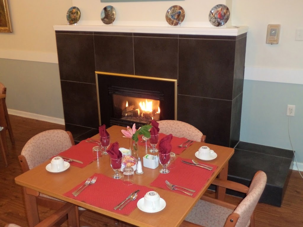 Legion Manor Retirement Living | 7601 E Saanich Rd, Saanichton, BC V8M 0A4, Canada | Phone: (250) 652-3261