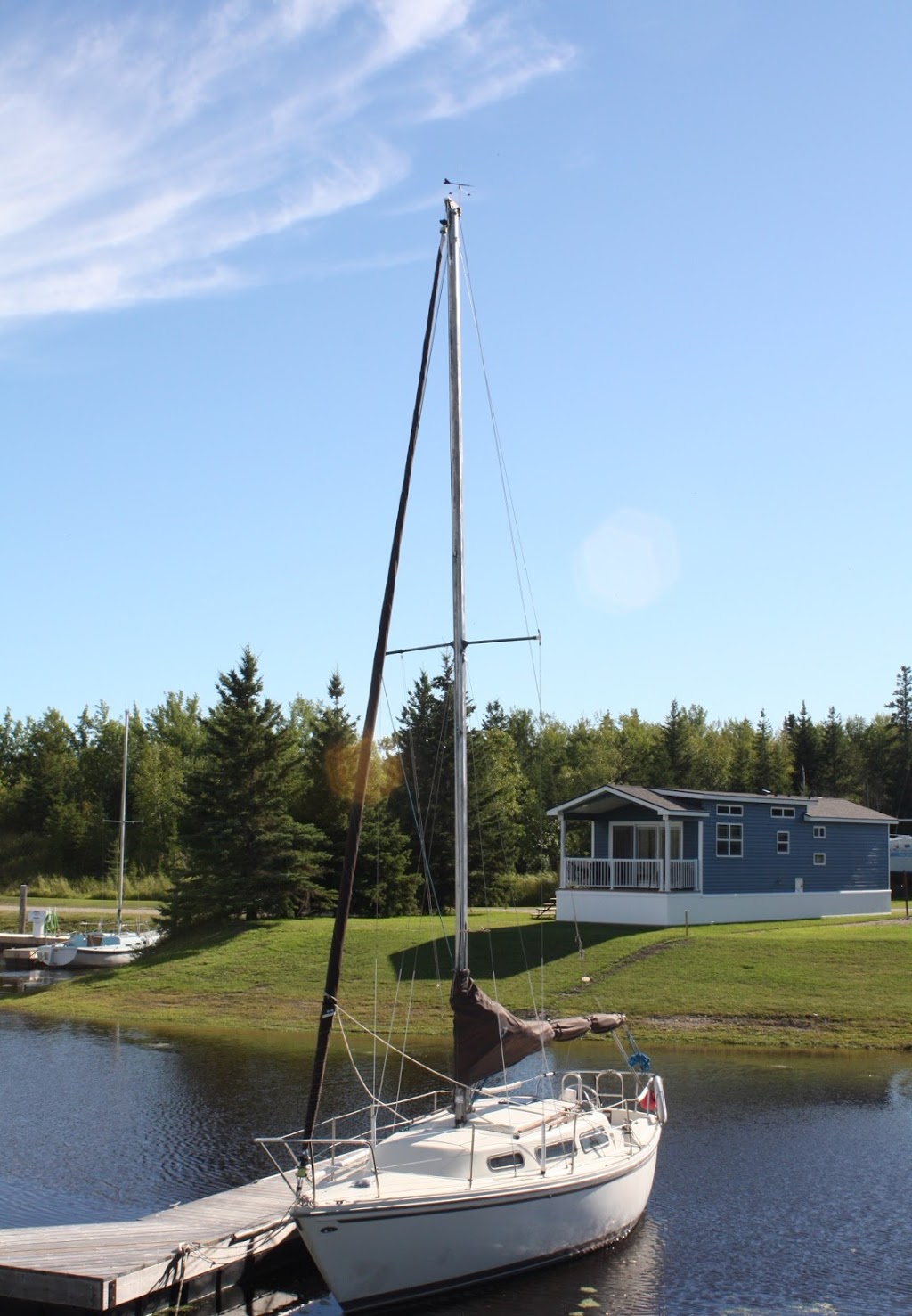 Silver Harbour Marine Resort | George’s Way, Arnes, MB R0C 0C0, Canada | Phone: (204) 642-7245