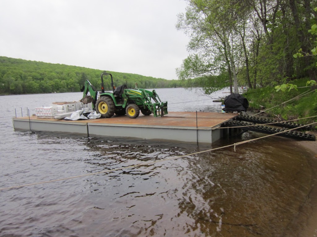 Cottage Barge Inc. | 1760 Ravenscliffe Rd, Huntsville, ON P1H 2J2, Canada | Phone: (705) 783-9499