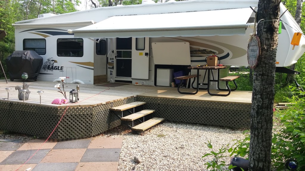 Blue Water RV Park & Campground | Pine Falls, MB R0E 1M0, Canada | Phone: (204) 228-2085
