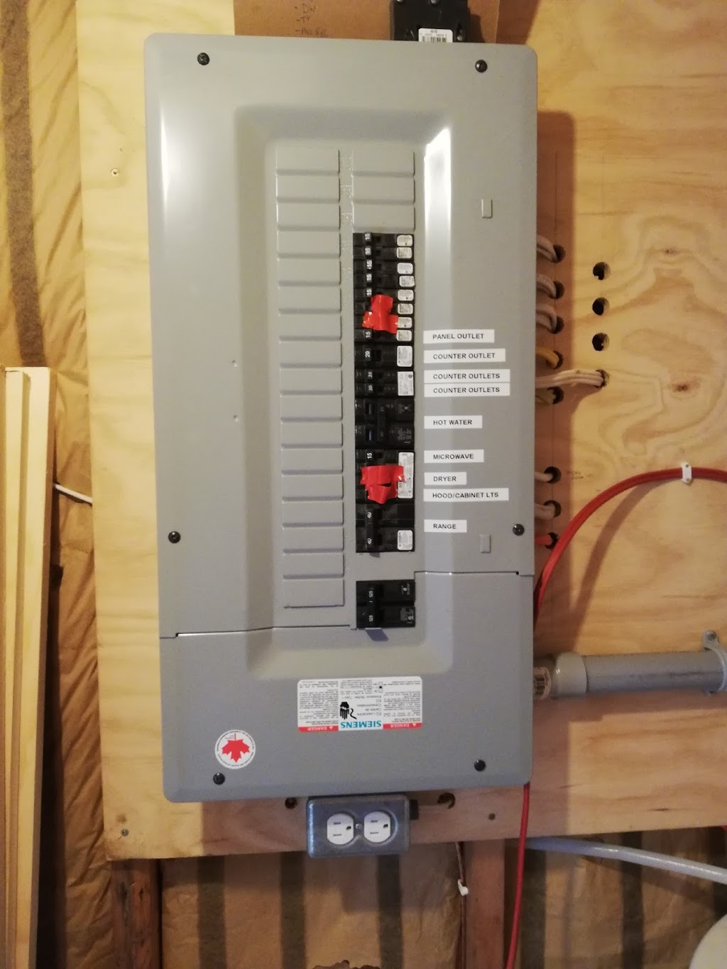 Alderock Electric | 46 Ridgewood Ave, Kitchener, ON N2H 4L2, Canada | Phone: (519) 240-0641