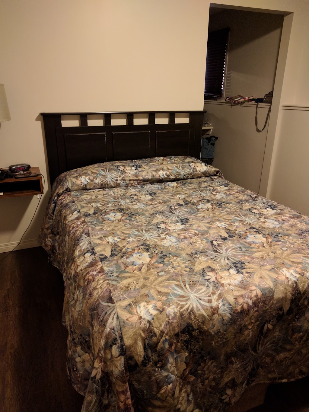Lakeside Country Inn, Manitou Beach - Hotel & Watercraft Rentals | 504 MacLachlan Ave, Manitou Beach, SK S0K 4T1, Canada | Phone: (888) 946-2211