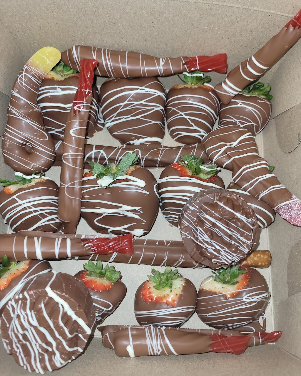 Bomb Bish | 208 King St, Welland, ON L3B 3J7, Canada | Phone: (905) 736-1055