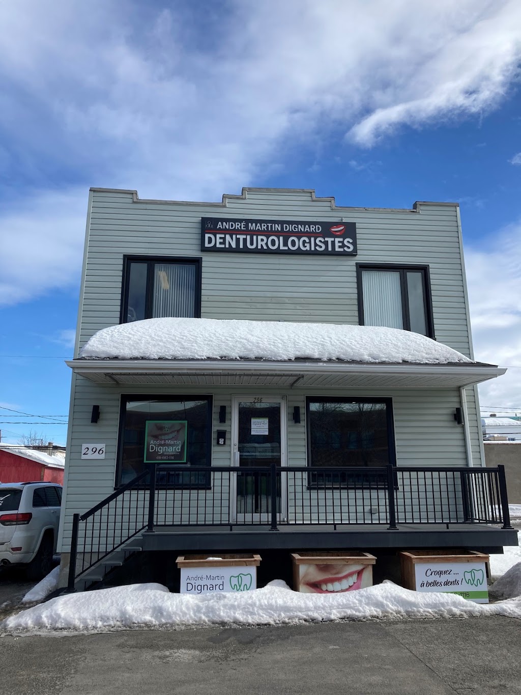 Clinique André-Martin Dignard denturologiste | 296 Bd Pierre-Bertrand, Québec, QC G1M 2C6, Canada | Phone: (418) 683-1116