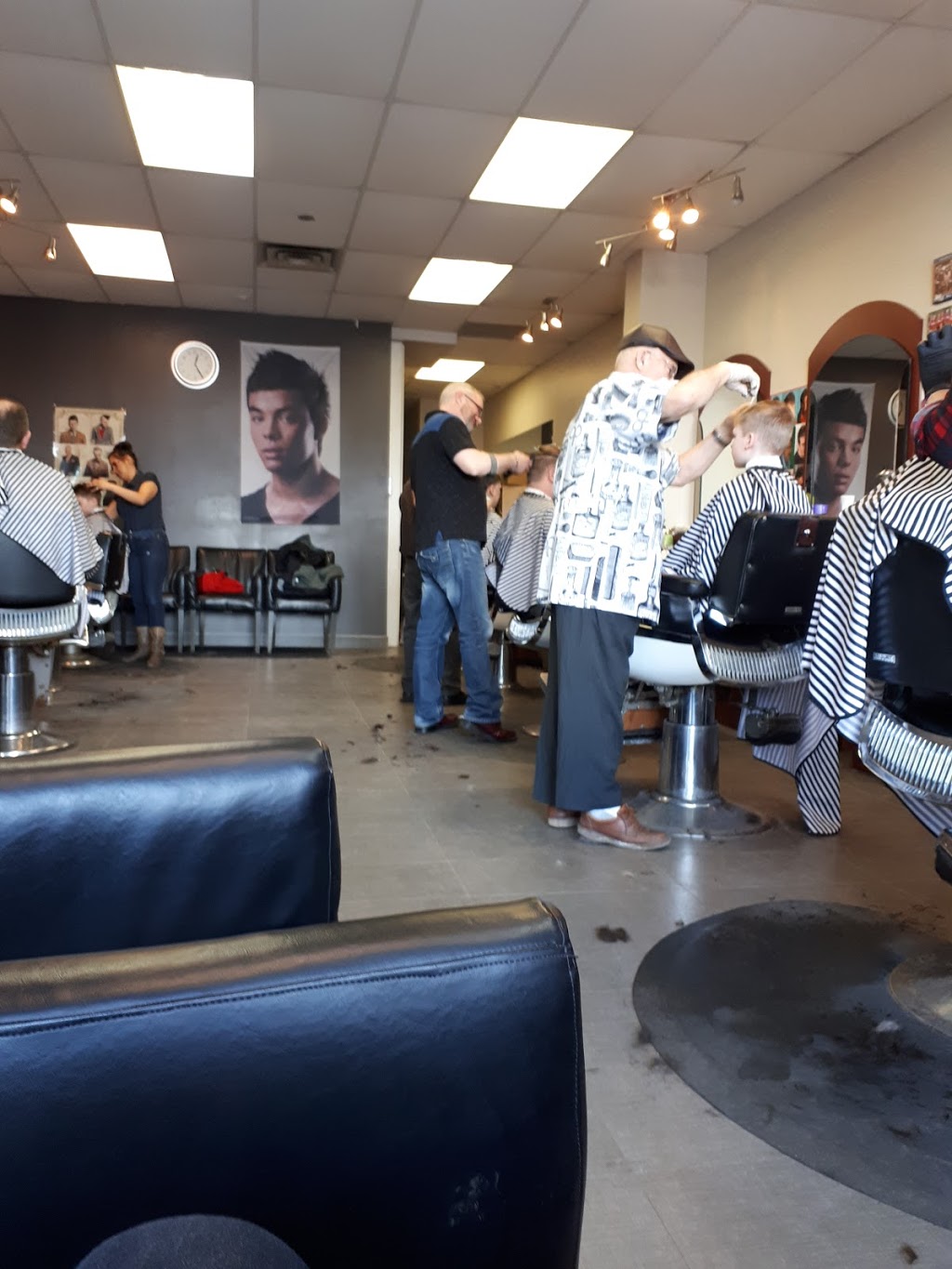 John S Barber Shop 2957 Boulevard Saint Charles Kirkland QC H9H 3B5   7aa5ce1e61f6e243d10088b10f1ba1aa  Quebec Communaute Urbaine De Montreal Kirkland Johns Barber Shop 514 694 3067html 