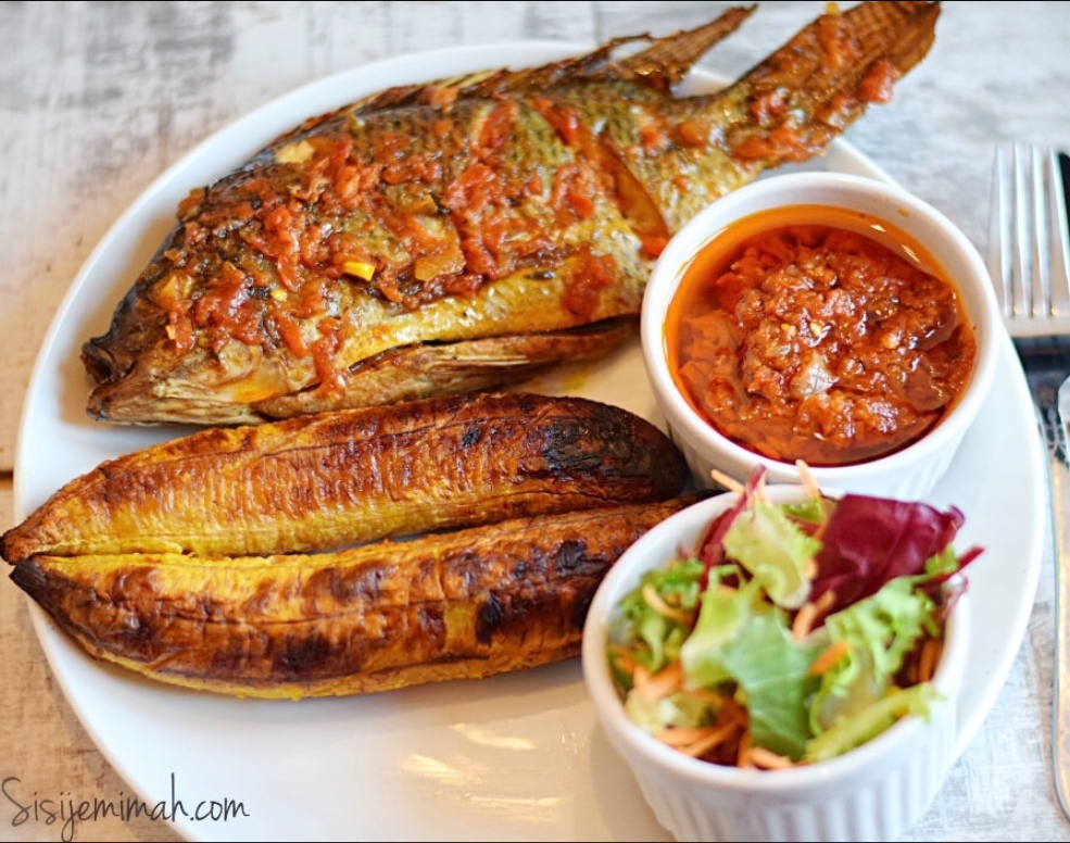 african restaurant Barrie | 205 Johnson St, Barrie, ON L4M 5Y8, Canada | Phone: (647) 704-0171