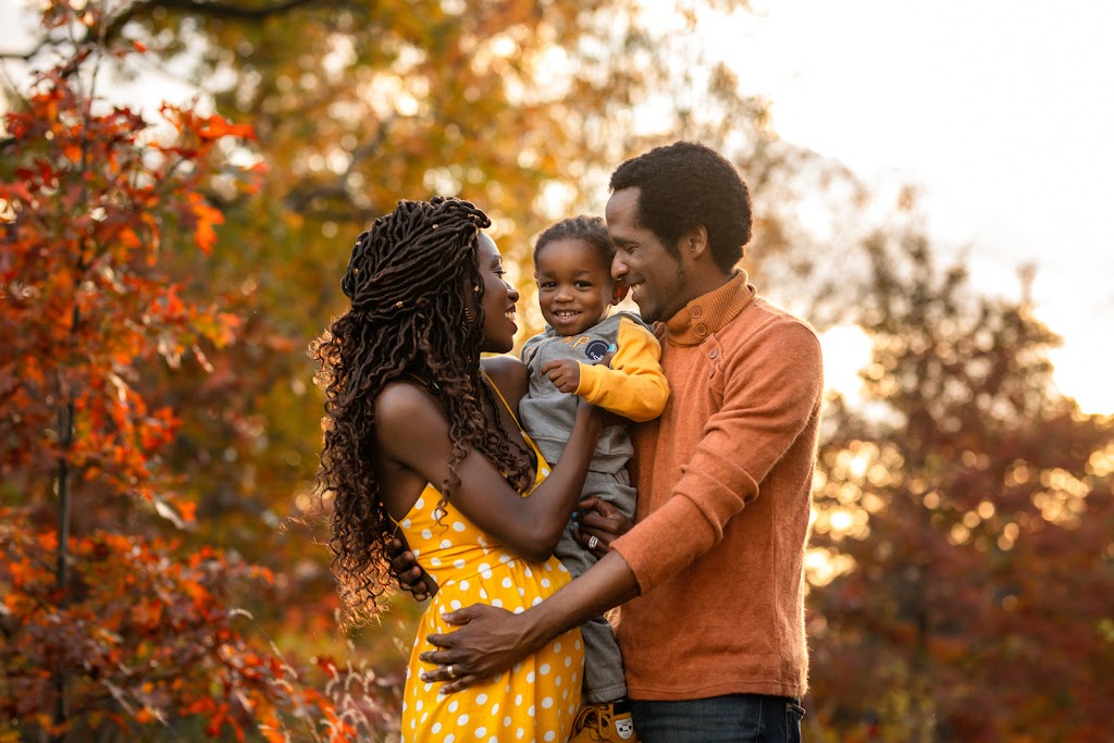 Vongue Art Photography | 194 Humberside Ave, Toronto, ON M6P 1K6, Canada | Phone: (437) 240-1942