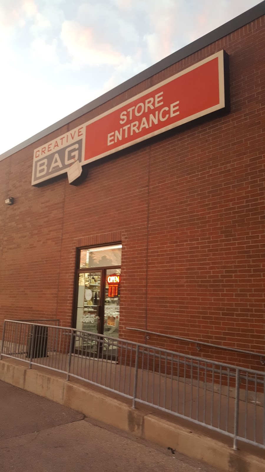 Creative Bag Co Ltd | 1100 Lodestar Rd, North York, ON M3J 2Z4, Canada | Phone: (416) 631-6444