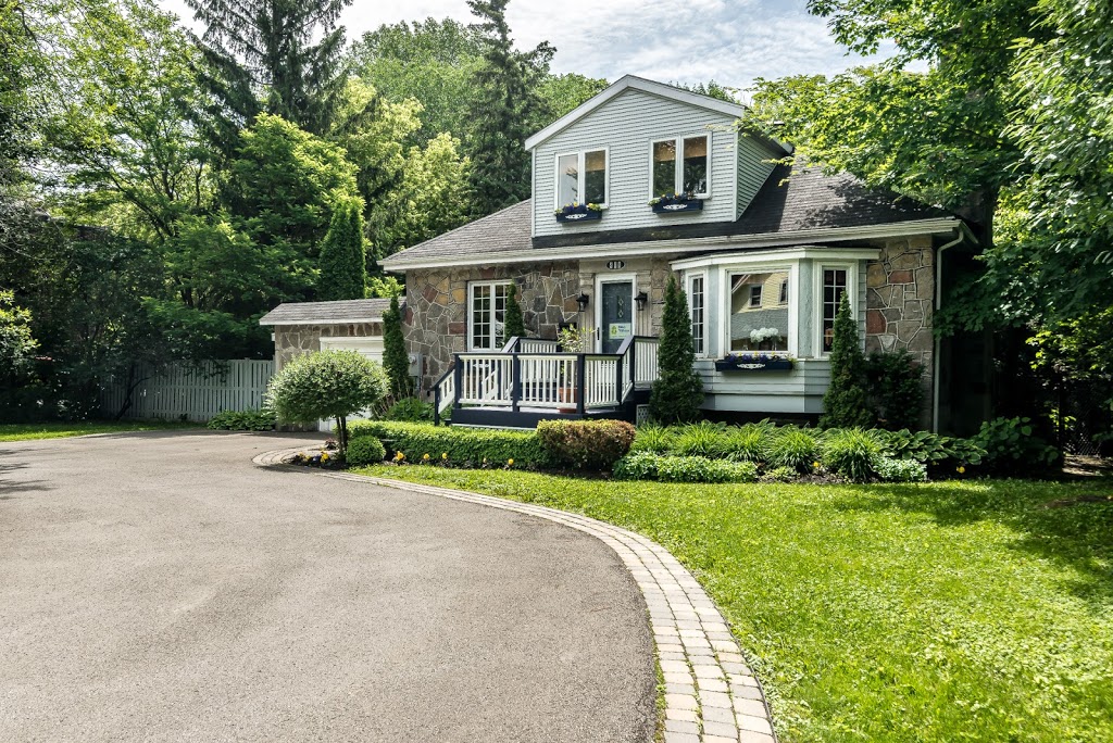 Abbey & Olivier | 486 Boulevard Beaconsfield, Beaconsfield, QC H9W 4C4, Canada | Phone: (514) 694-7866