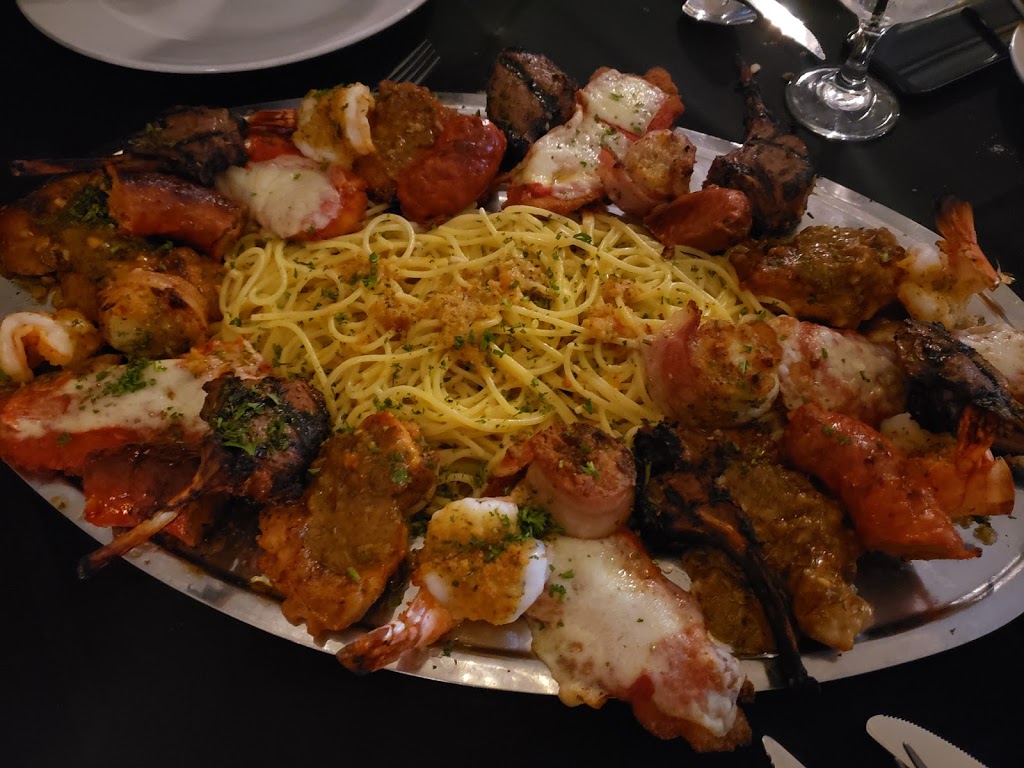 La Strada Restaurant | 697 Bank St, Ottawa, ON K1S 3T8, Canada | Phone: (613) 567-2066