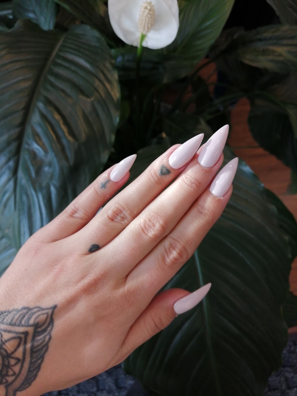 Les Malcommodes Ongles Et Beaute Inc | 70 Rue Sénécal suite 200, Saint-Jean-sur-Richelieu, QC J2W 1P3, Canada | Phone: (450) 376-3323