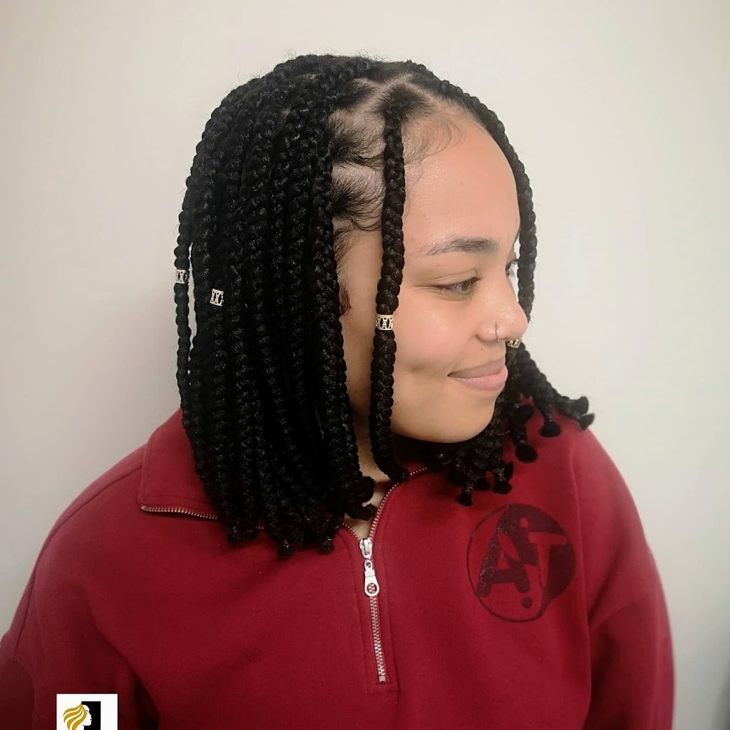 Sammys Braids | 1121 Dundas St E, Whitby, ON L1N 2K4, Canada | Phone: (705) 917-0042
