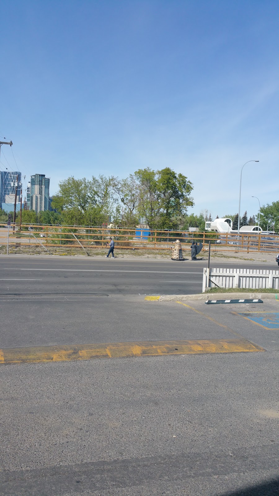 Erlton Park | 2599 Erlton St SW, Calgary, AB T2S 2W2, Canada