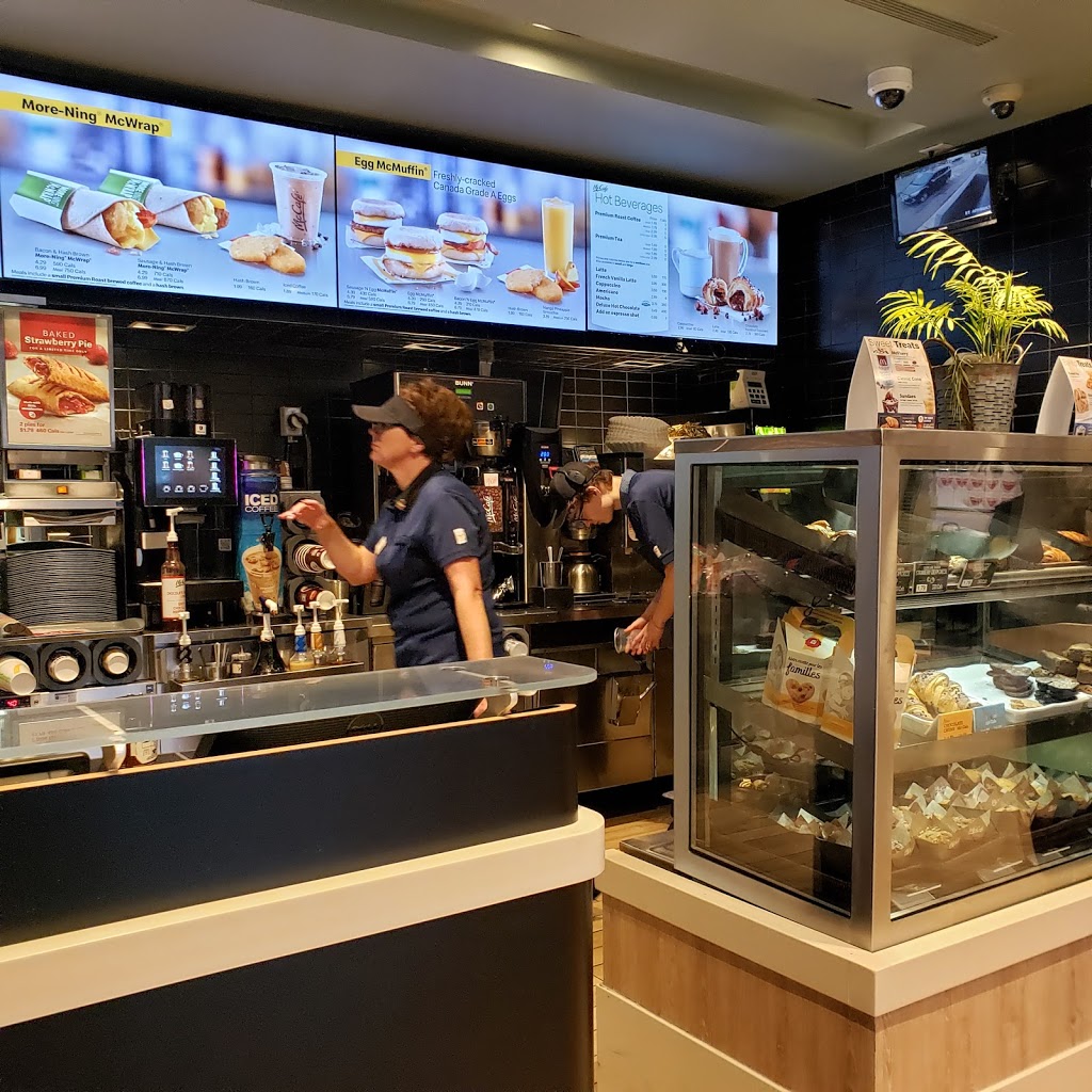 McDonalds | 10 Cootes Dr, Dundas, ON L9H 1A9, Canada | Phone: (905) 627-0411