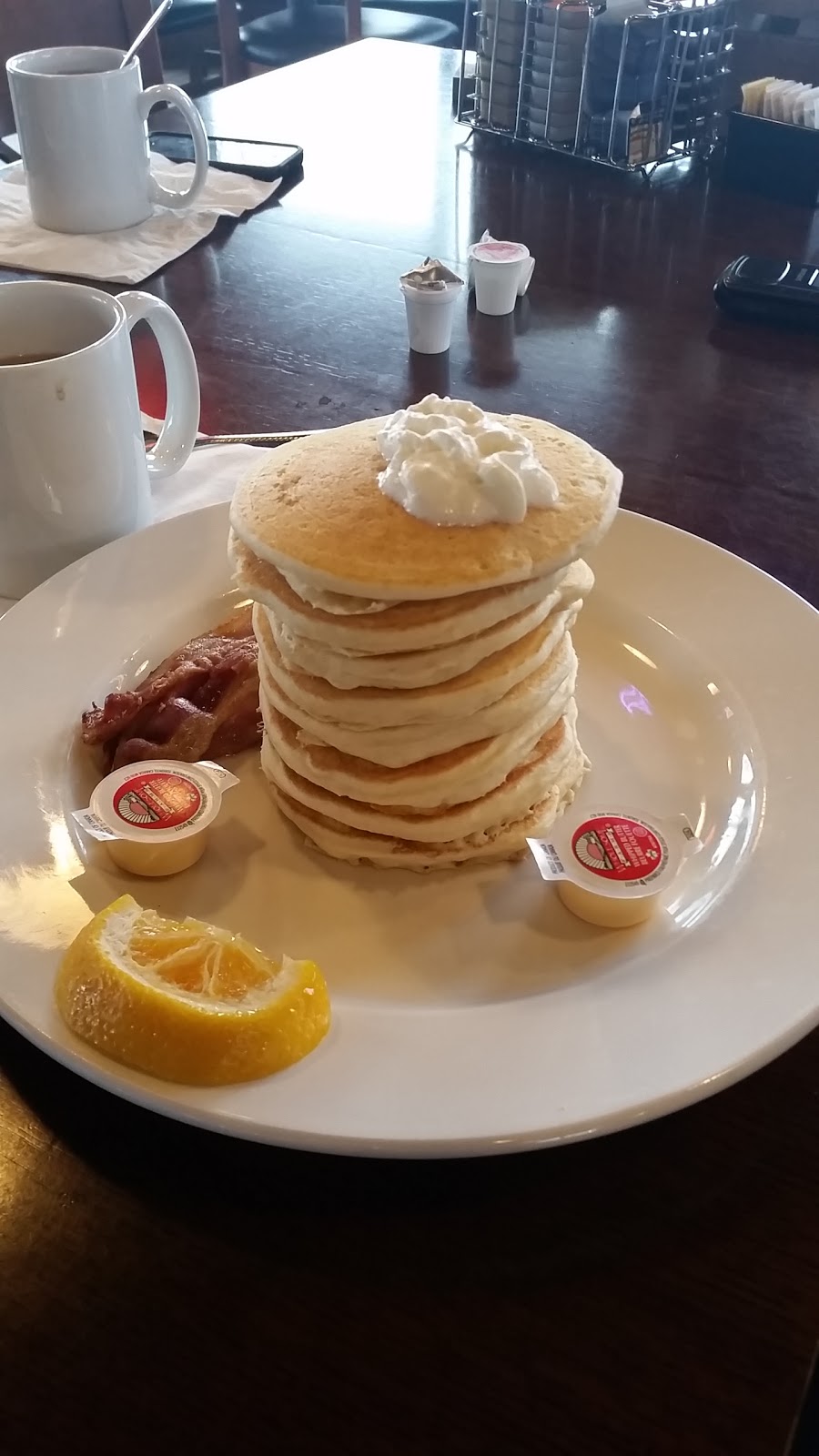 Mainstreet Grill | 4920 50 Ave, Gibbons, AB T0A 1N0, Canada | Phone: (780) 578-6255