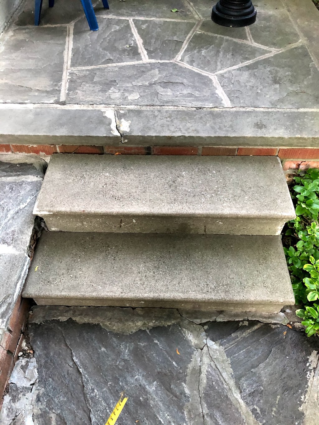AM General Contracting | 32 Triller Ave, Toronto, ON M6K 3B8, Canada | Phone: (514) 770-2888