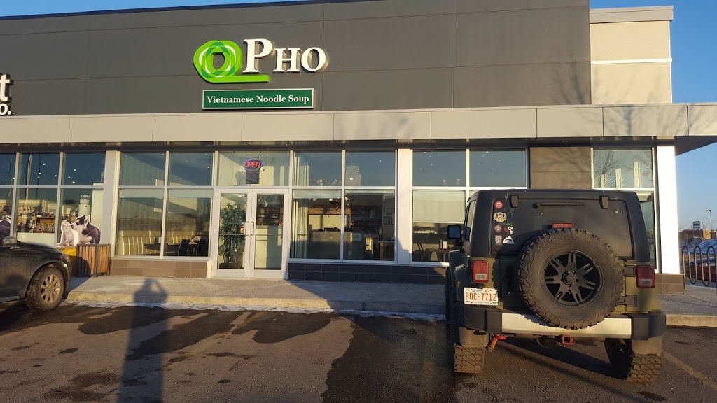 Pho | 4426 17 St NW, Edmonton, AB T6T 0C1, Canada | Phone: (587) 458-8787