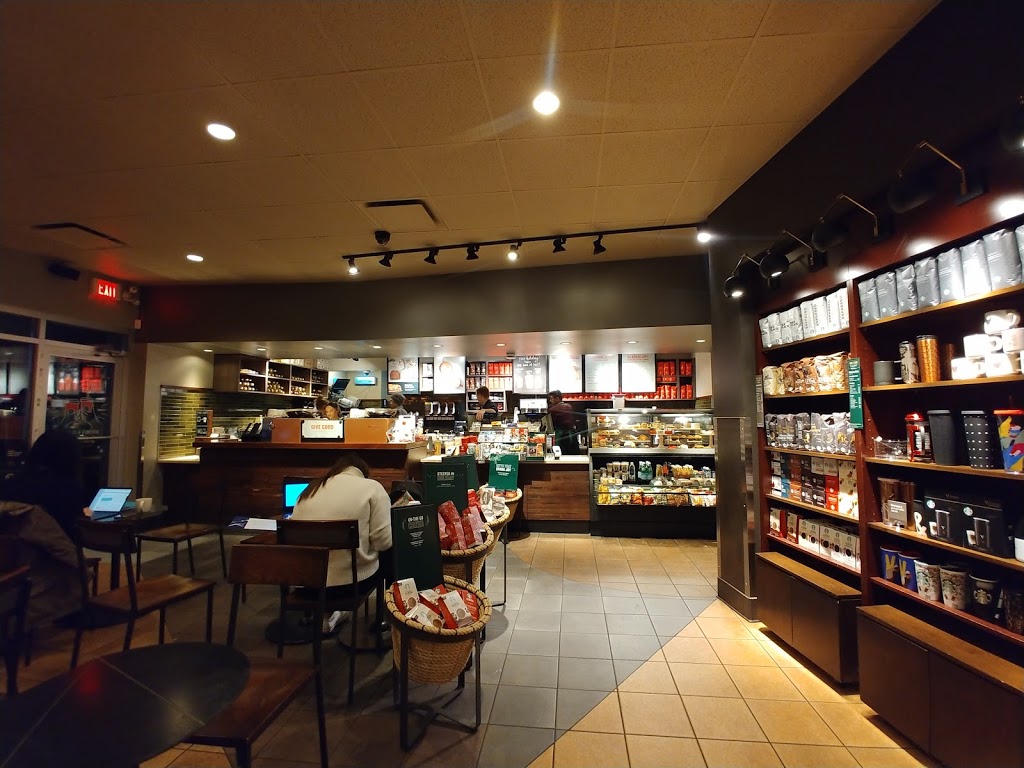 Starbucks | 3061 152 St #700, Surrey, BC V4P 3K1, Canada | Phone: (604) 542-5417