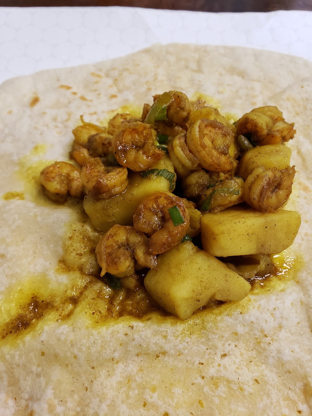 LJs Roti Shop | 521 Niagara St, Welland, ON L3C 1L7, Canada | Phone: (905) 788-9264