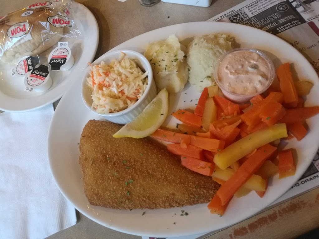 Restaurant Douglas | 3 Rang Saint-André, Napierville, QC J0J 1L0, Canada | Phone: (450) 245-3363