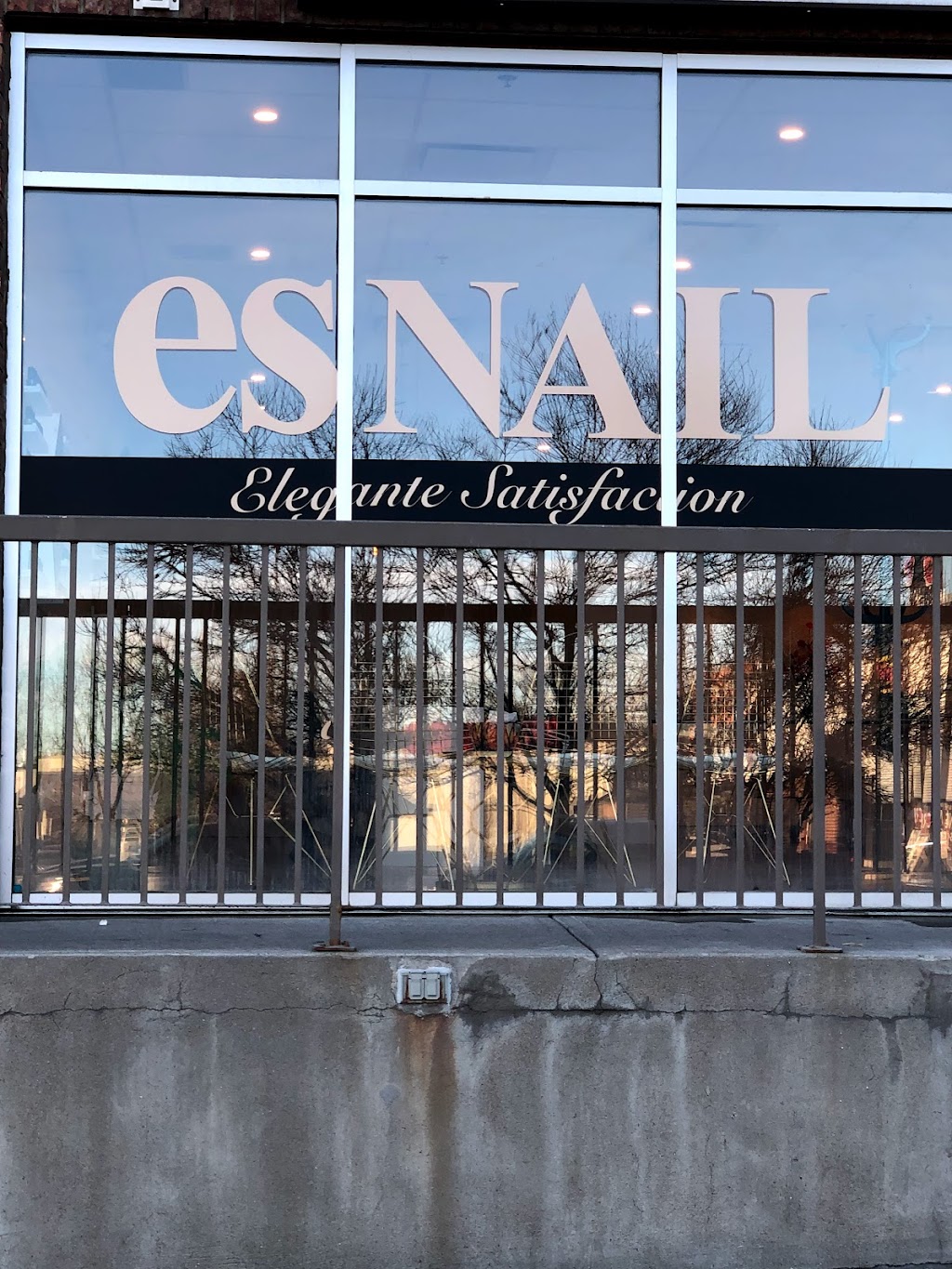 esNAIL | 4625 Macleod Trail SW, Calgary, AB T2G 0A5, Canada | Phone: (587) 353-6656