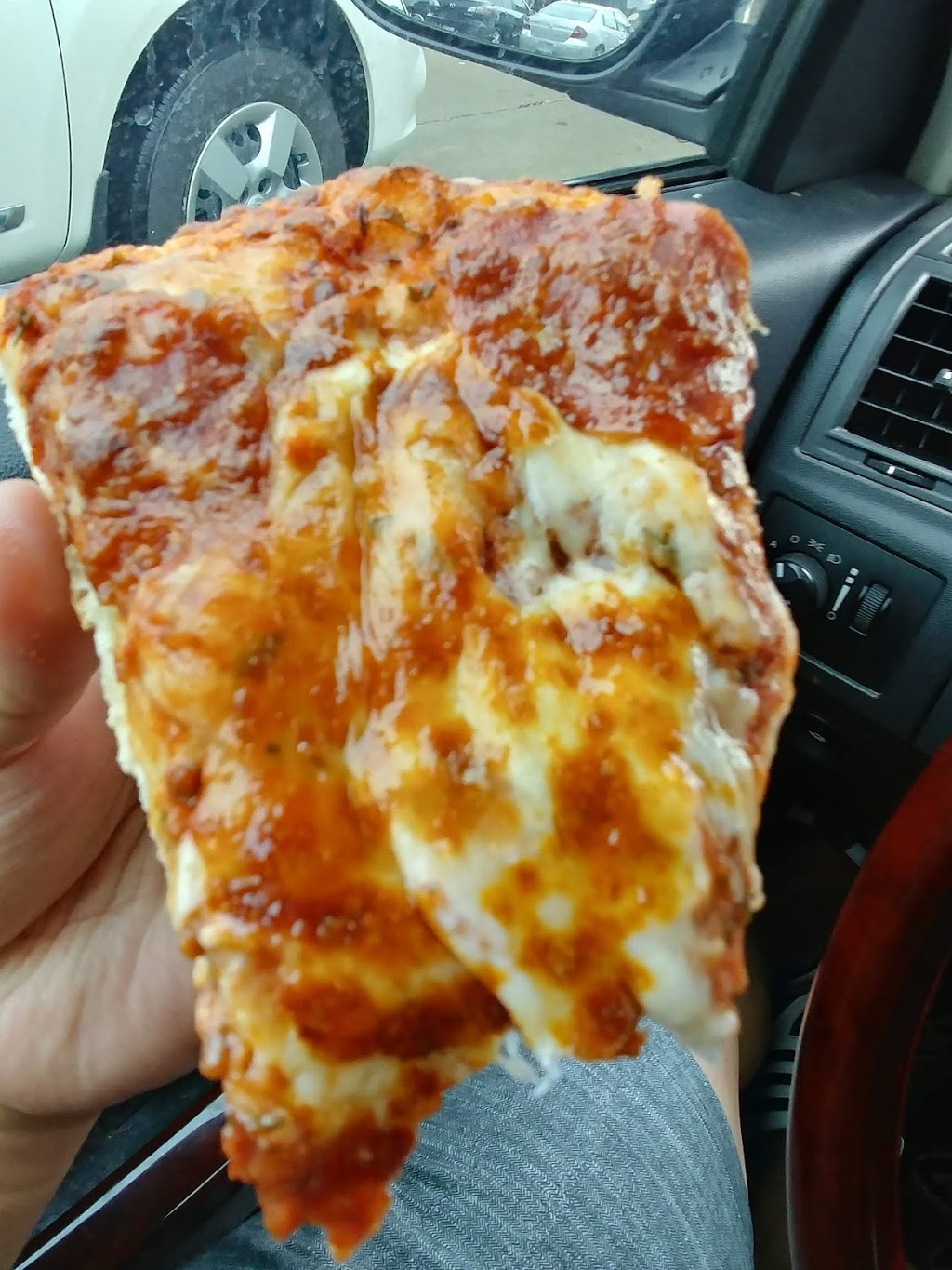 Big Guys Pizza | 1286 Jalna Blvd, London, ON N6E 2R6, Canada | Phone: (519) 601-9191