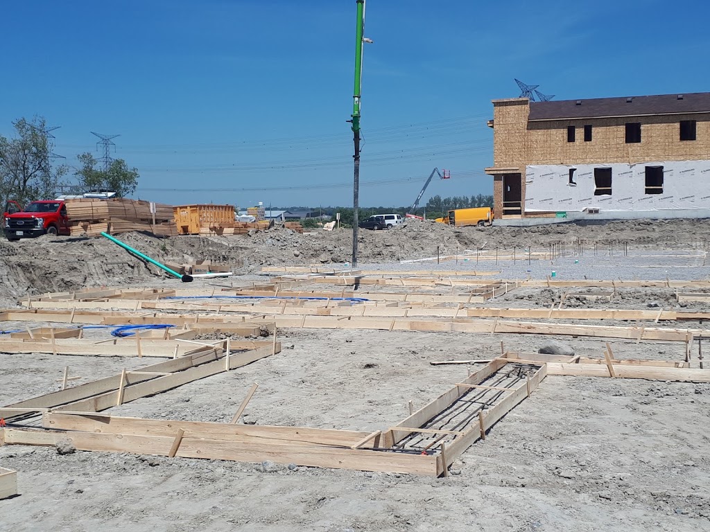 East Beach Parkette | 125 Port Darlington Rd, Bowmanville, ON L1C 3K3, Canada
