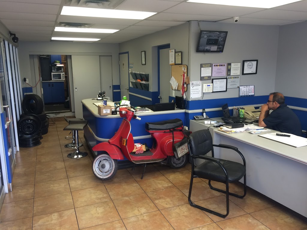 Paycan Motors Ltd | 1278 Victoria St N, Kitchener, ON N2B 3C9, Canada | Phone: (519) 742-3497