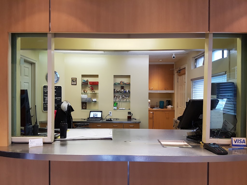 Pinecrest Motel | 2641 Hwy 7, Concord, ON L4K 1V8, Canada | Phone: (905) 669-1928