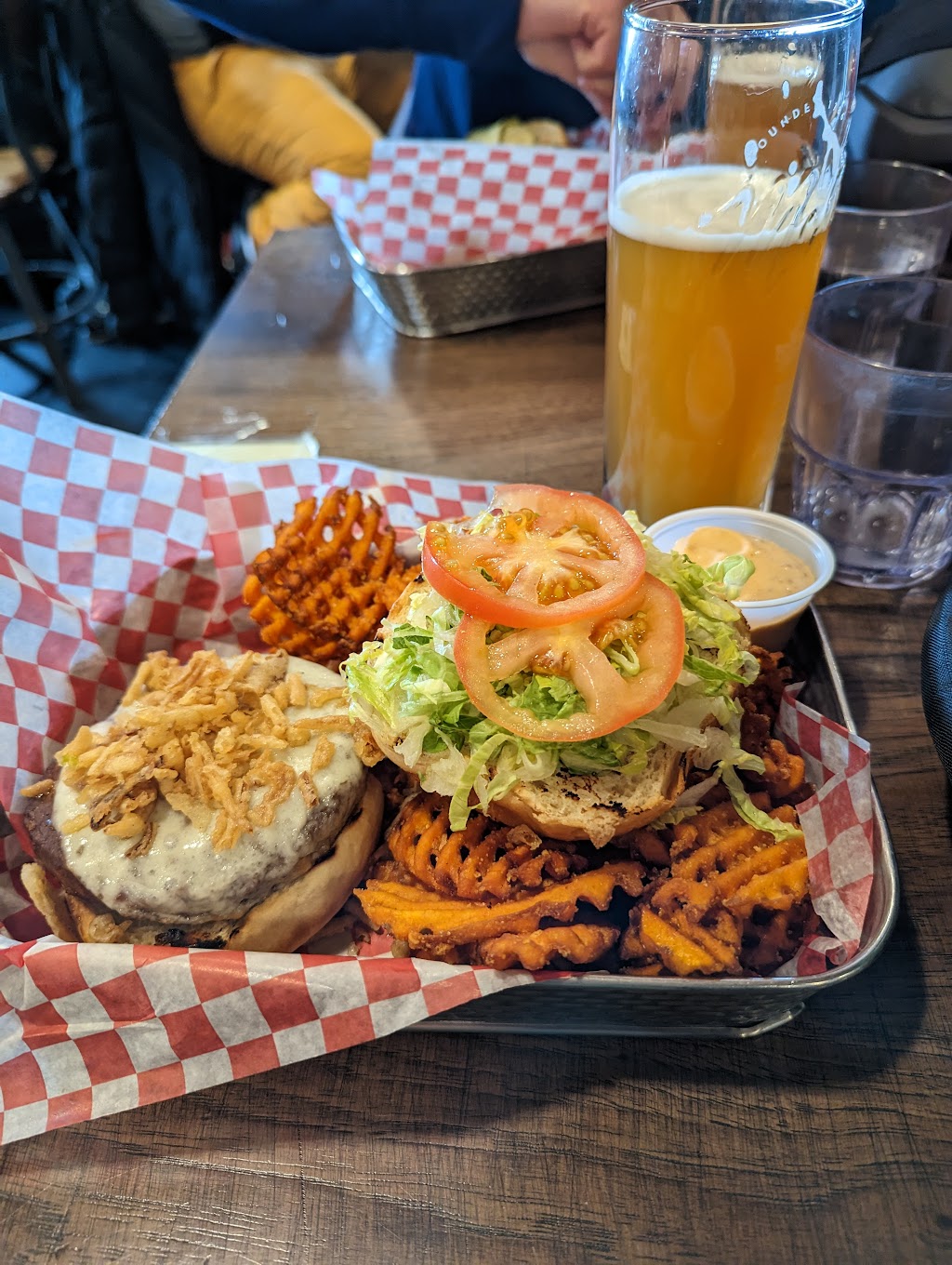 Mad Trappers | 1 Sunshine Access Rd, Banff, AB T1L 1J5, Canada | Phone: (403) 762-7881