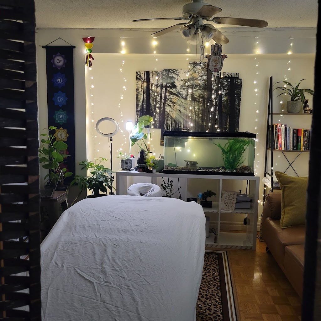 StillnessMassage333 | 1060 Caven St #214, Mississauga, ON L5G 4J5, Canada | Phone: (416) 276-9427