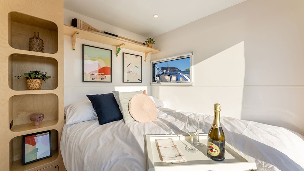 Eau Villa - Chambly | 1765 Av. Bourgogne, Chambly, QC J3L 1Y8, Canada | Phone: (514) 613-4226