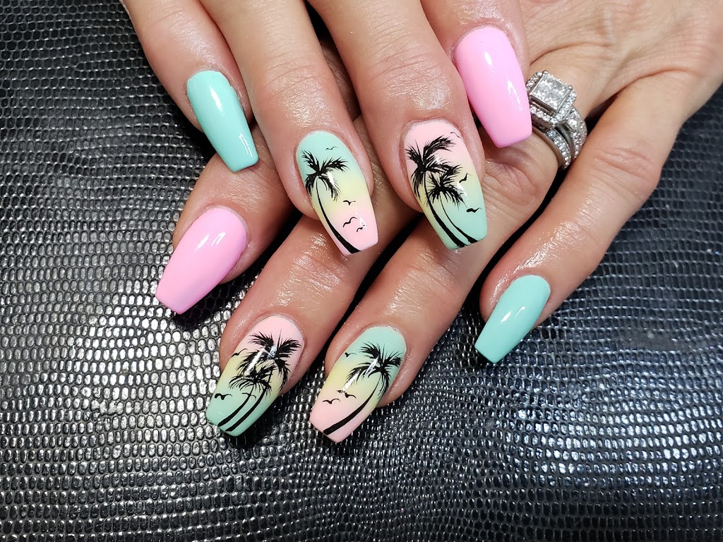 TNails & Spa | 40 A Elizabeth St, Okotoks, AB T1S 1J7, Canada | Phone: (403) 404-0064